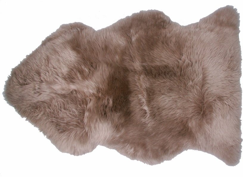Tapis peau de mouton taupe 67x100 cm Douchka - Nattiot - The Cool Republic