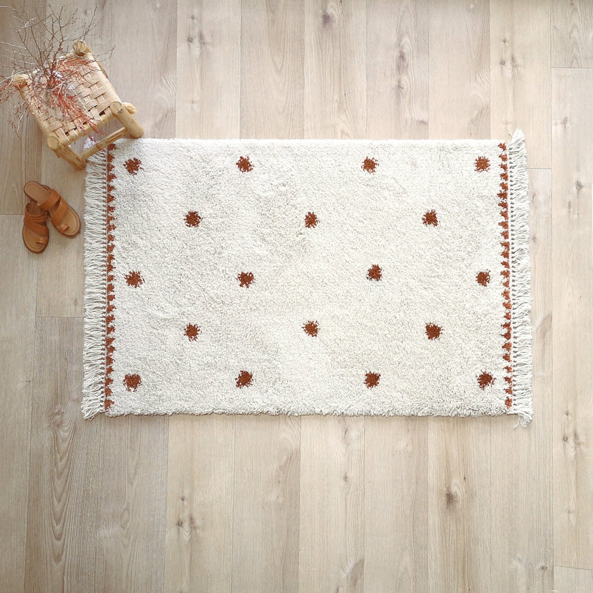 Tapis pour enfant brique en polypropylène 100x165 cm Wooly - Nattiot - The Cool Republic