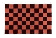 Tapis rectangulaire damier en laine rouge bordeaux et rose 161x253cm Checks - Fest Amsterdam - The Cool Republic