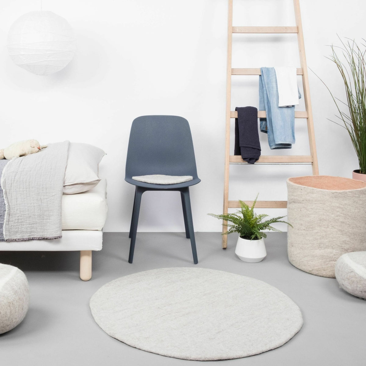 Tapis rond en laine beige marbré 120 cm Béla - myfelt - The Cool Republic