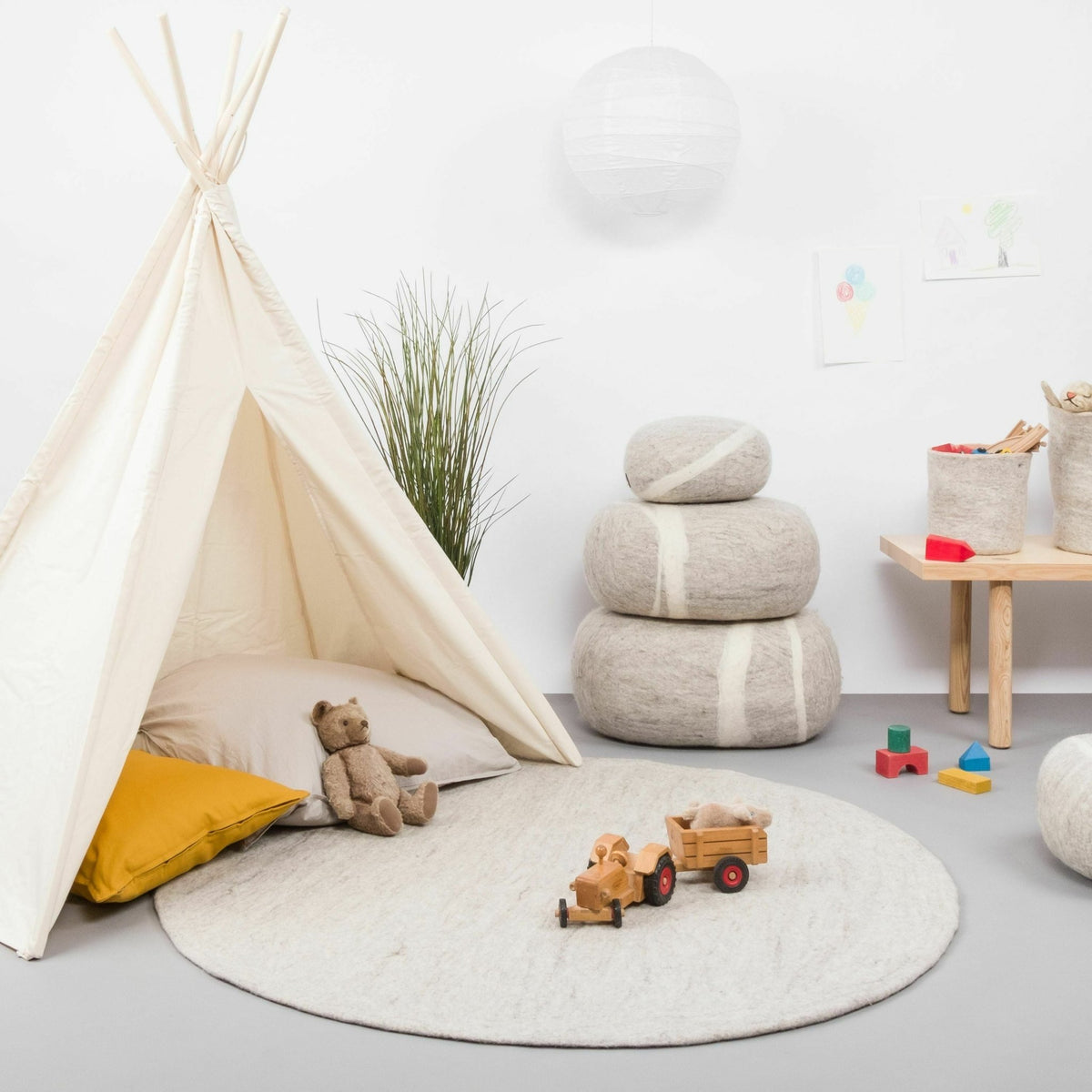 Tapis rond en laine beige marbré 140 cm Béla - myfelt - The Cool Republic