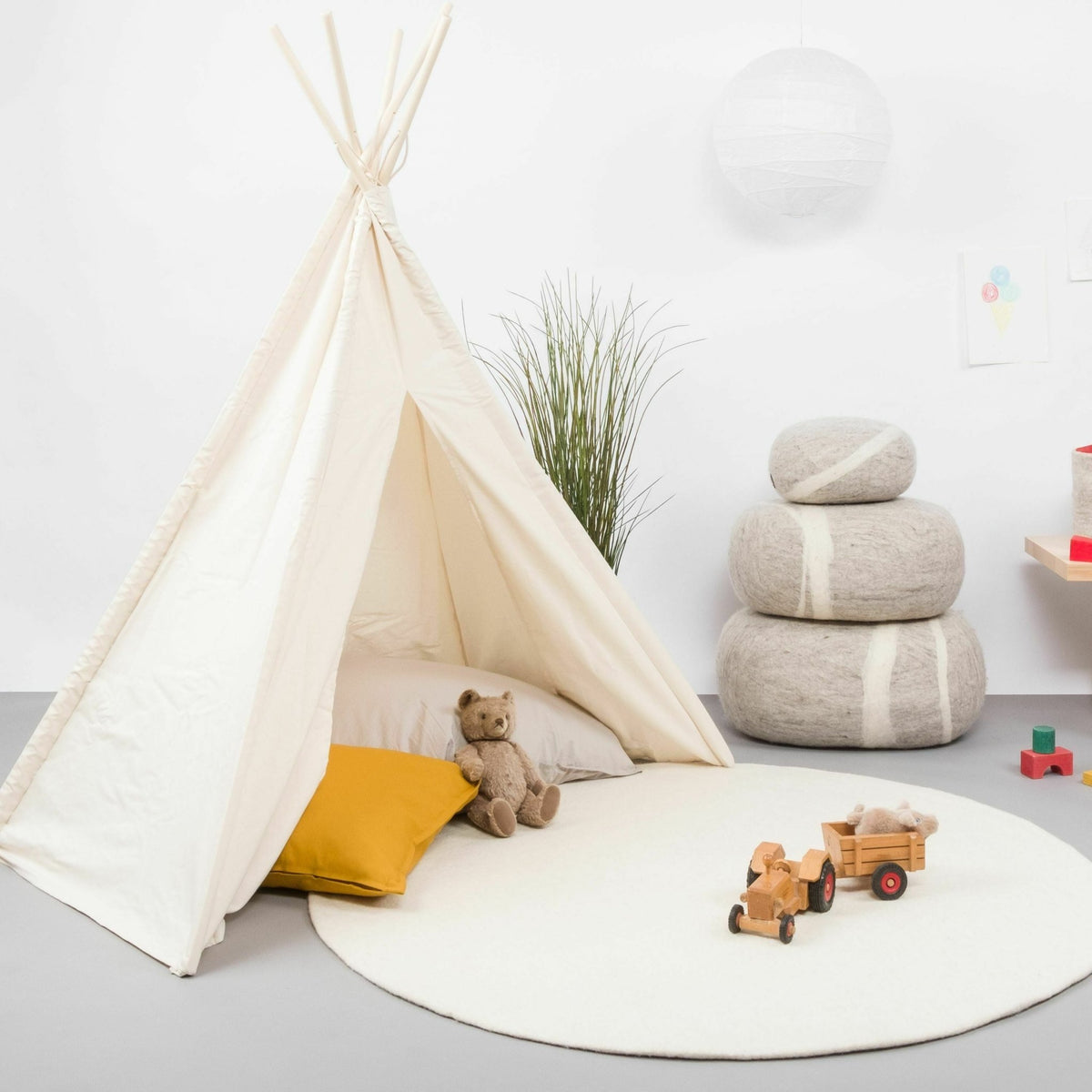 Tapis rond en laine écru 180 cm Linéa - myfelt - The Cool Republic