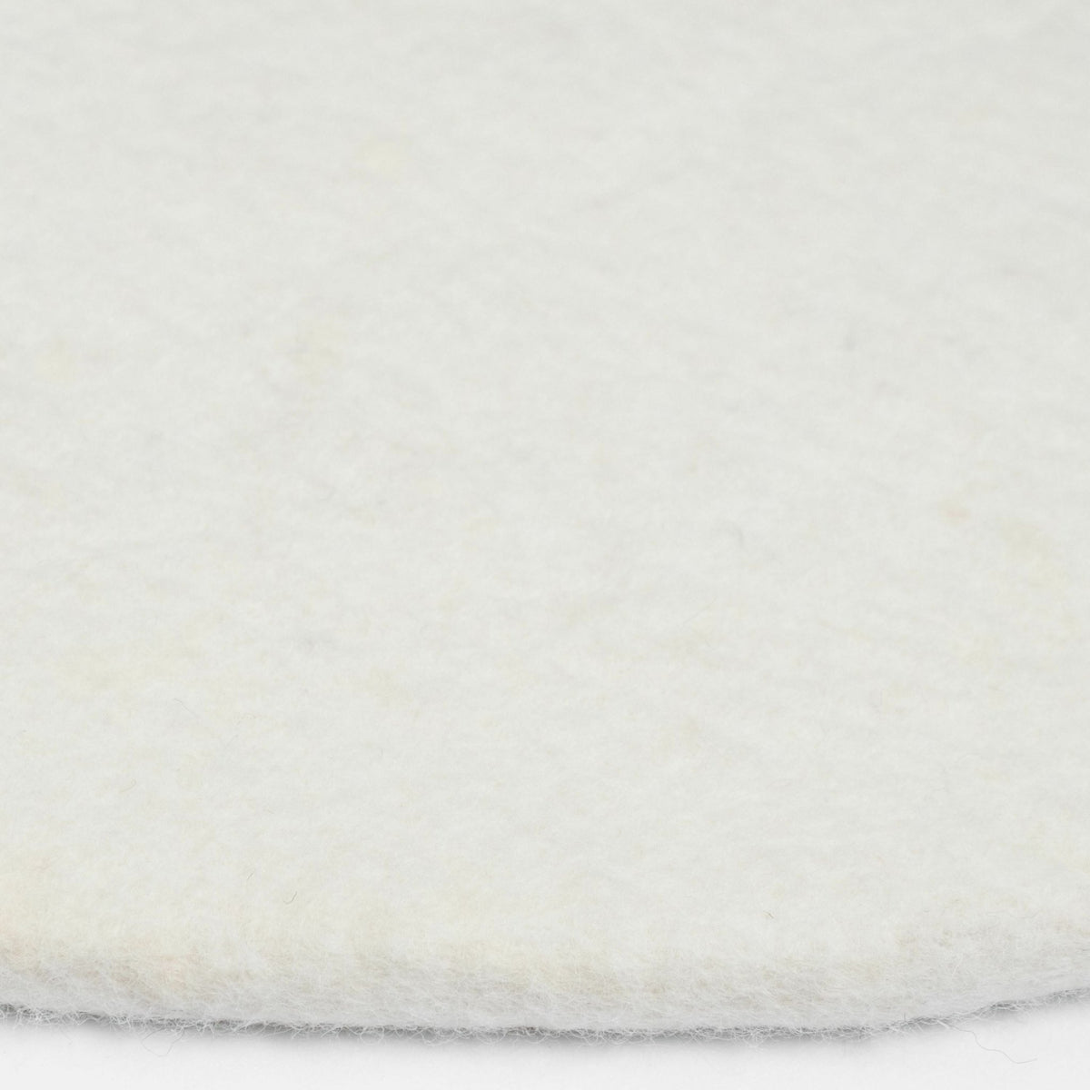 Tapis rond en laine écru 200 cm Linéa - myfelt - The Cool Republic
