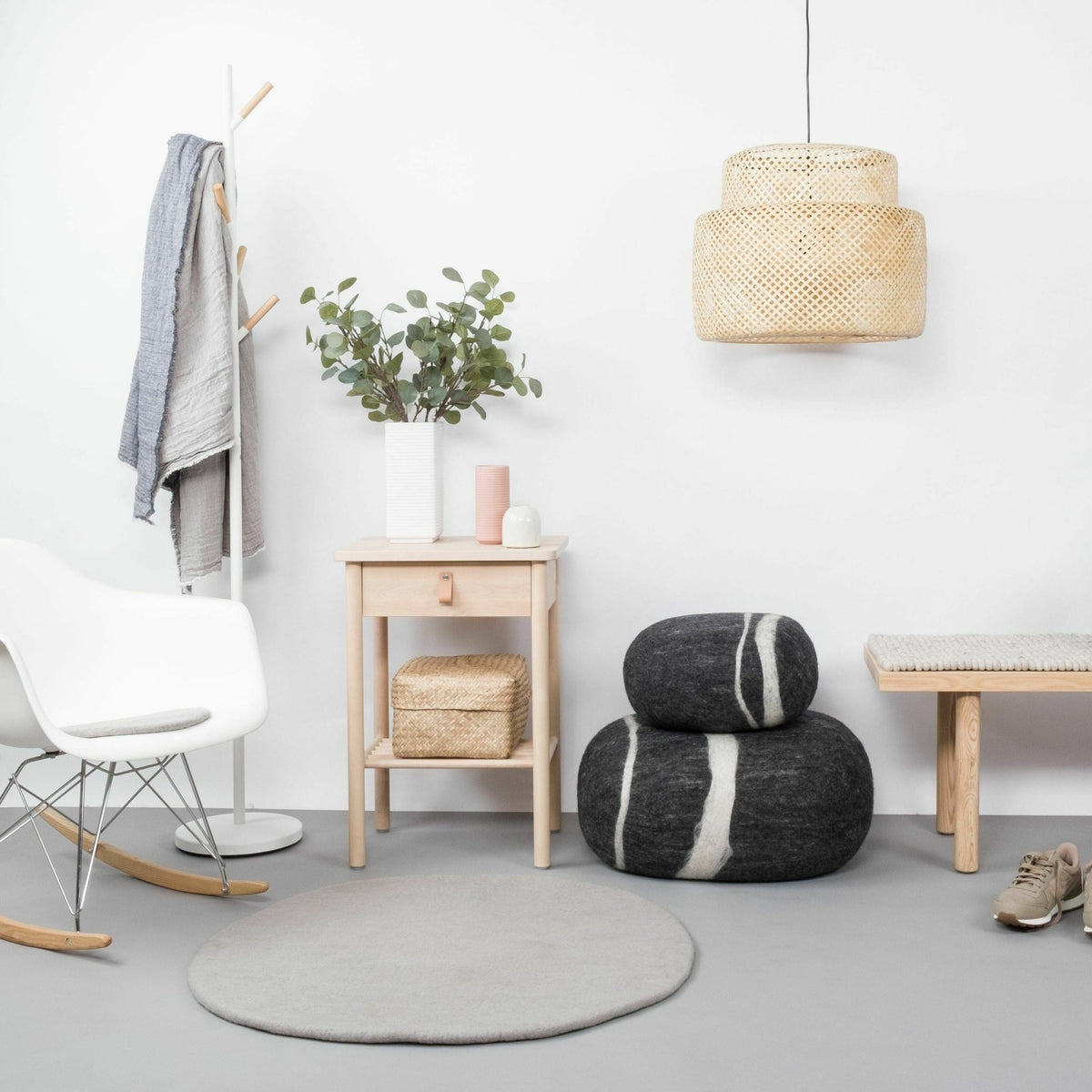 Tapis rond en laine gris 250 cm Luis - myfelt - The Cool Republic
