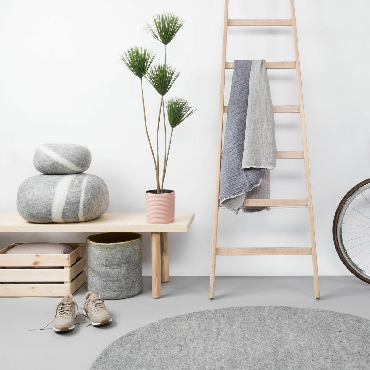 Tapis rond en laine gris marbré 120 cm Carl - myfelt - The Cool Republic