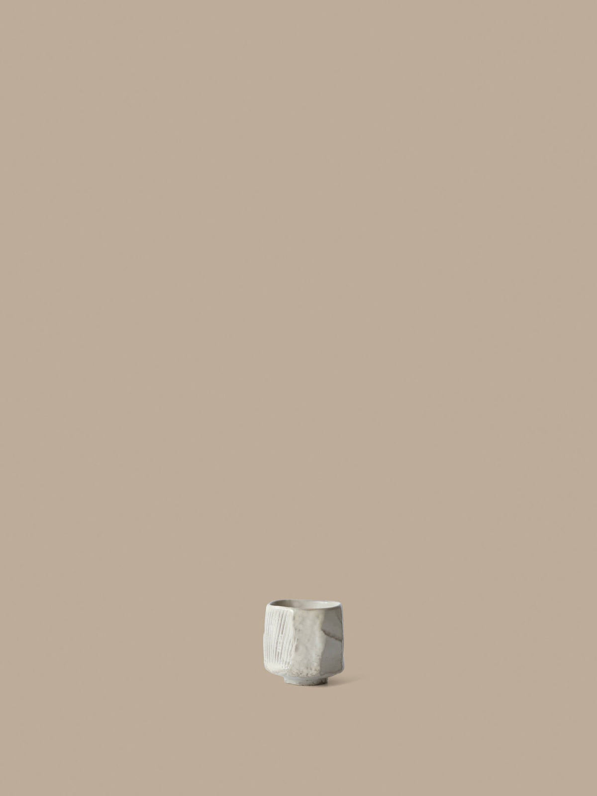 Tasse à espresso en céramique beige 6 cm Toky - Ferm Living - The Cool Republic