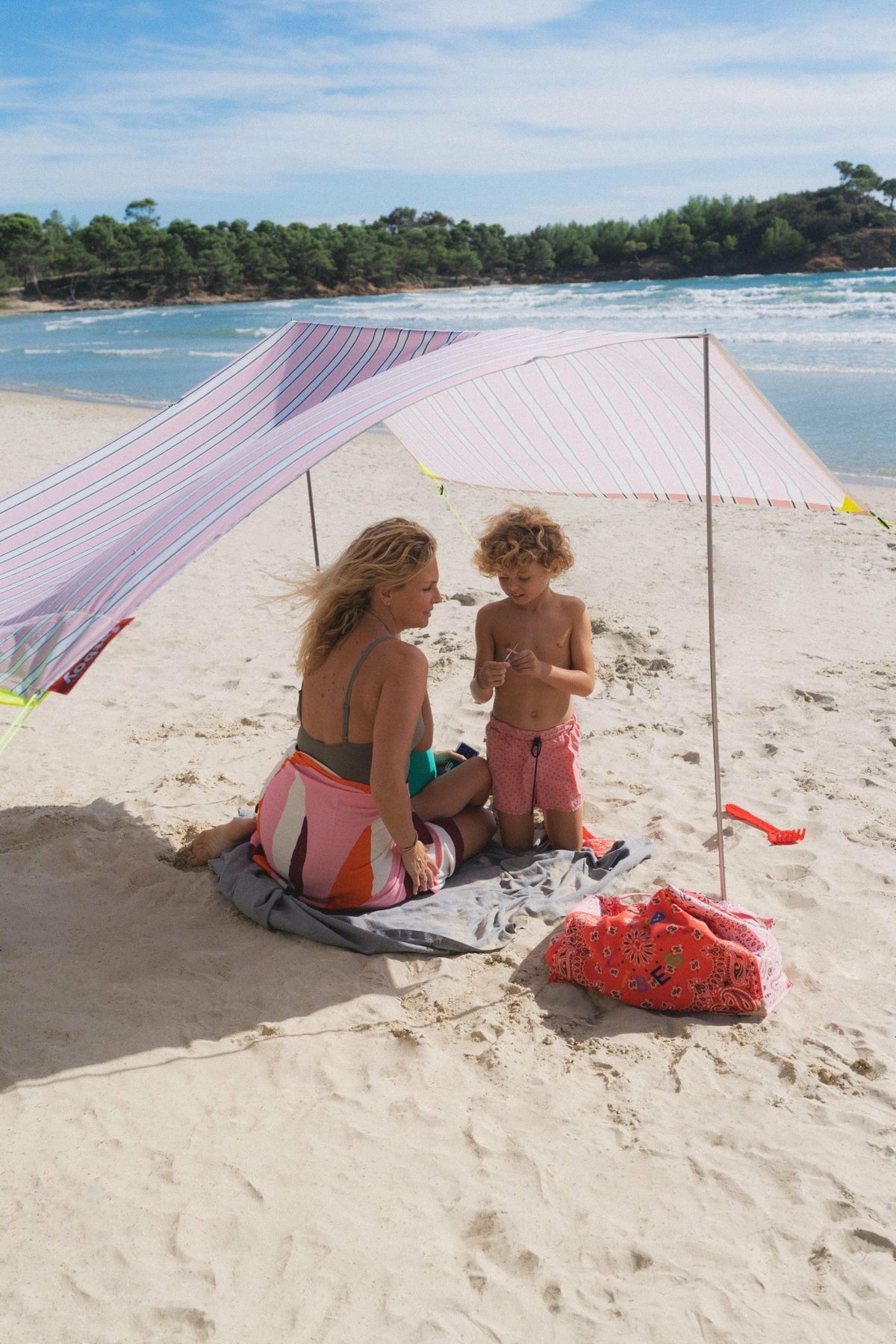 Tente de plage en coton rose à rayures melrose 40 x 19 cm Miasun - Fatboy - The Cool Republic