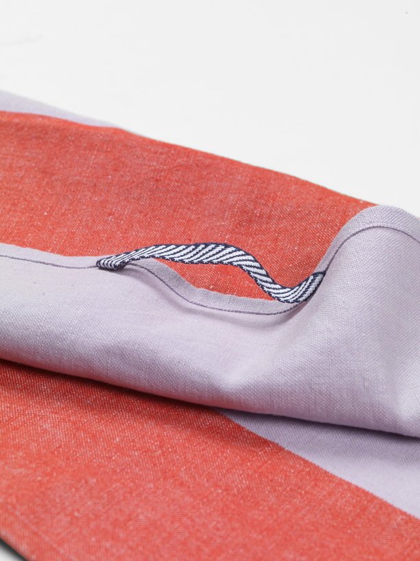 Torchon rouge et lila Hale - Ferm Living - The Cool Republic