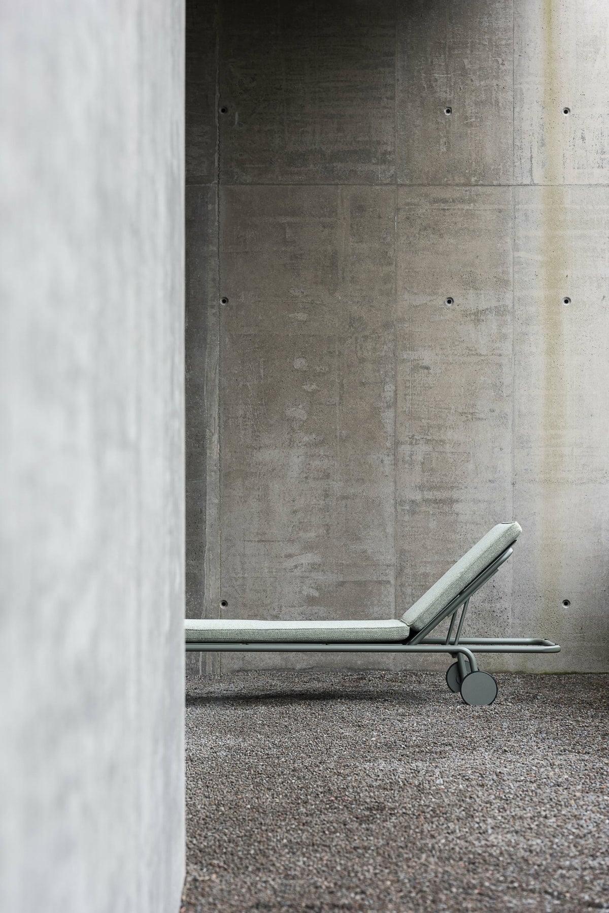 Transat vert en aluminium August - Serax - The Cool Republic