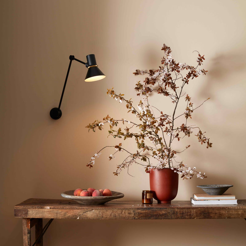 Univers Anglepoise