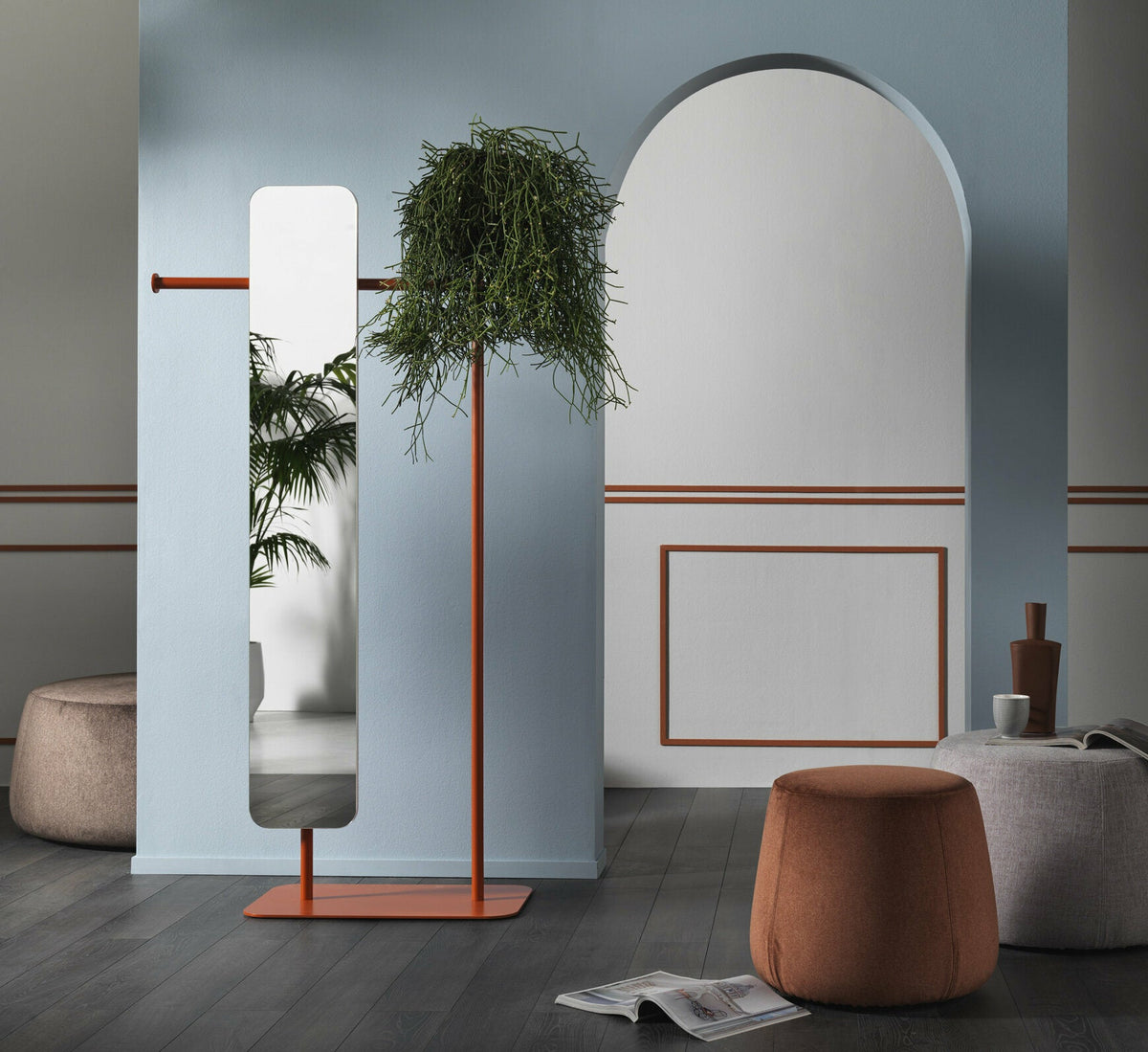 Valet de chambre avec grand miroir bleu Babele Big - Meme Design - The Cool Republic
