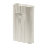 Vase blanc 35 cm Ridge - Muuto - The Cool Republic