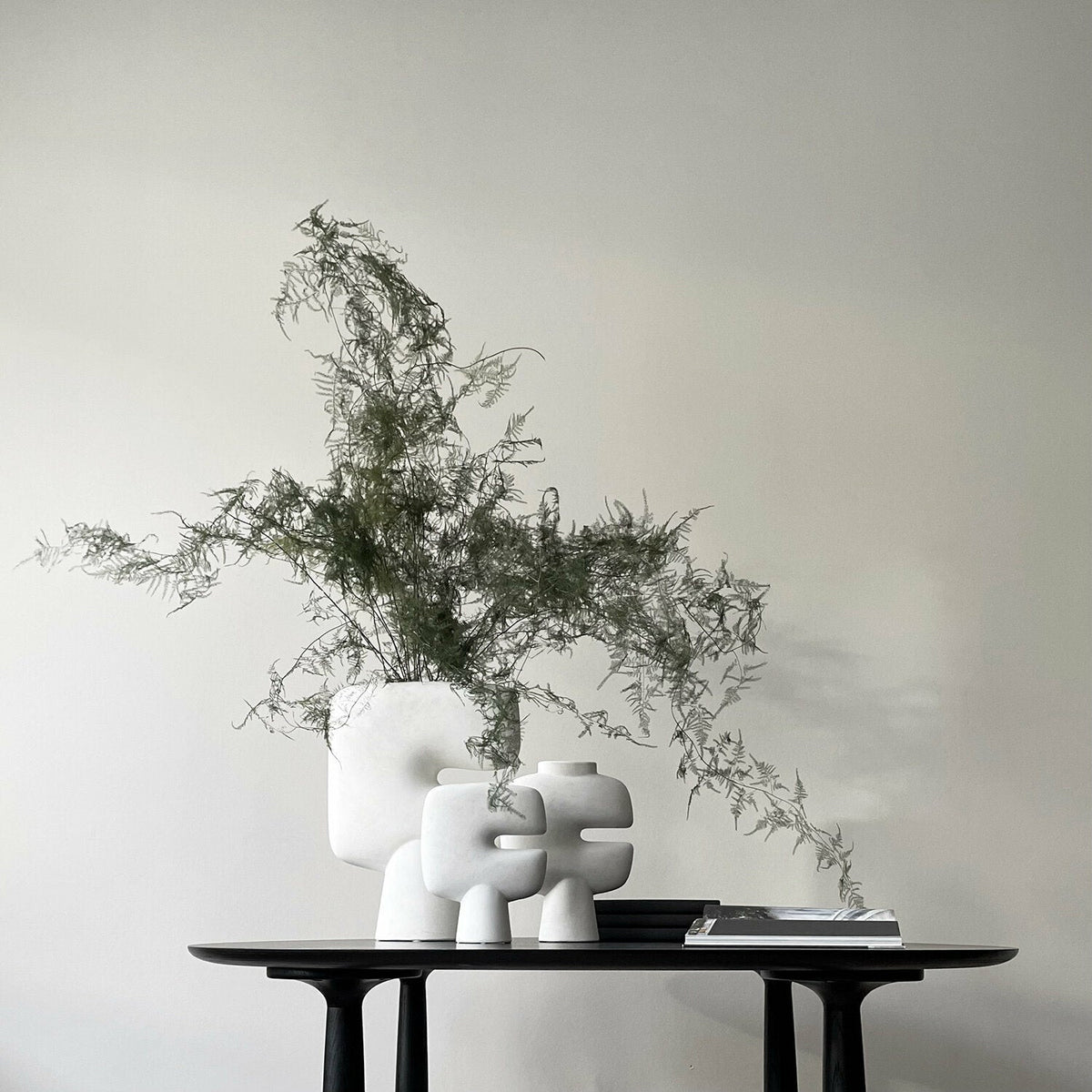 Vase white ceramic Mini Tribal - 101 Copenhagen - The Cool Republic