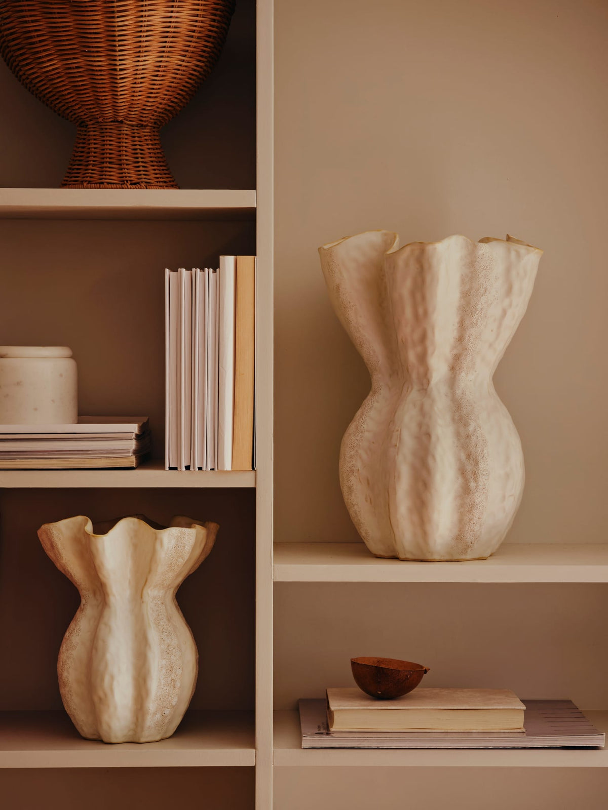 Vase en céramique blanc 18x24cm Cori - Broste Copenhagen — vue 2