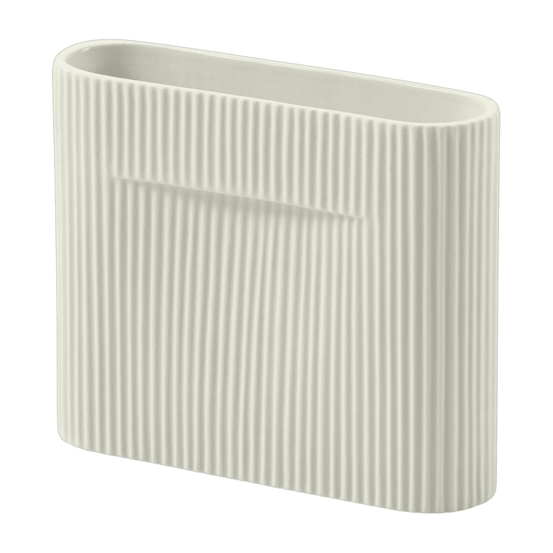 Vase en faïence blanc 16,5 cm Ridge - Muuto - The Cool Republic