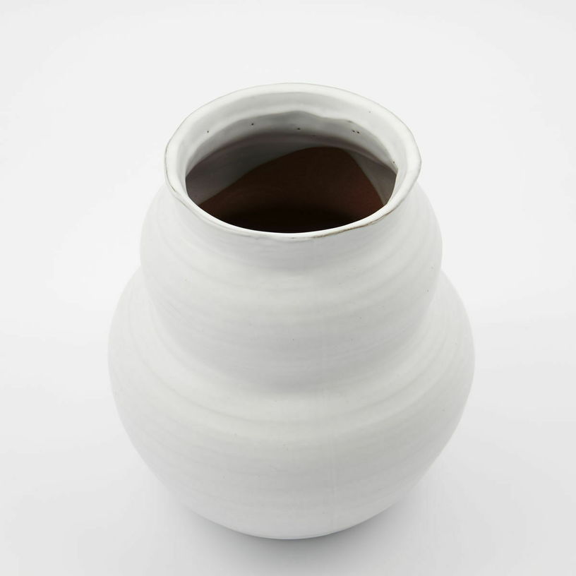 Vase en grès blanc 19 cm Juno - House Doctor - The Cool Republic