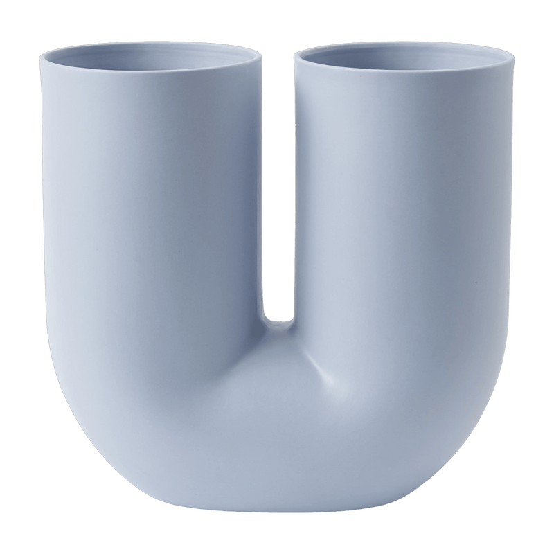 Vase en porcelaine bleu Kink - Muuto - The Cool Republic