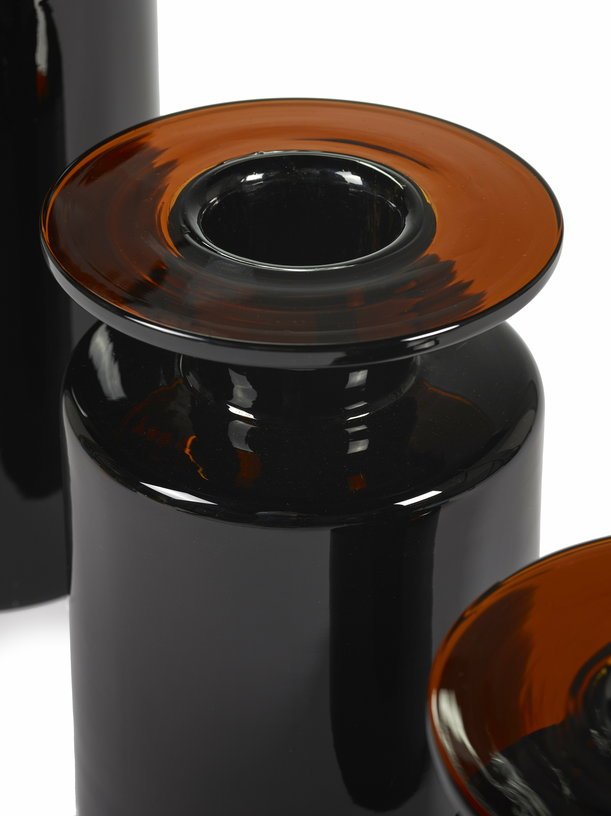 Vase en verre noir et marron foncé 27cm - Serax - The Cool Republic
