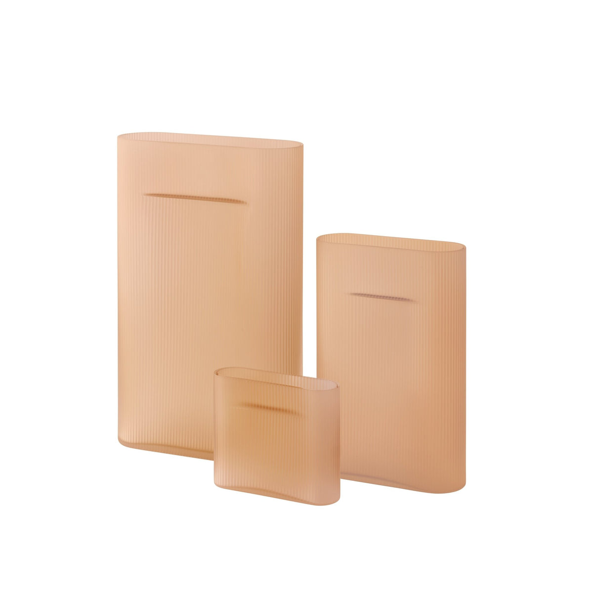 Vase en verre soufflé orange 35cm Ridge - Muuto - The Cool Republic