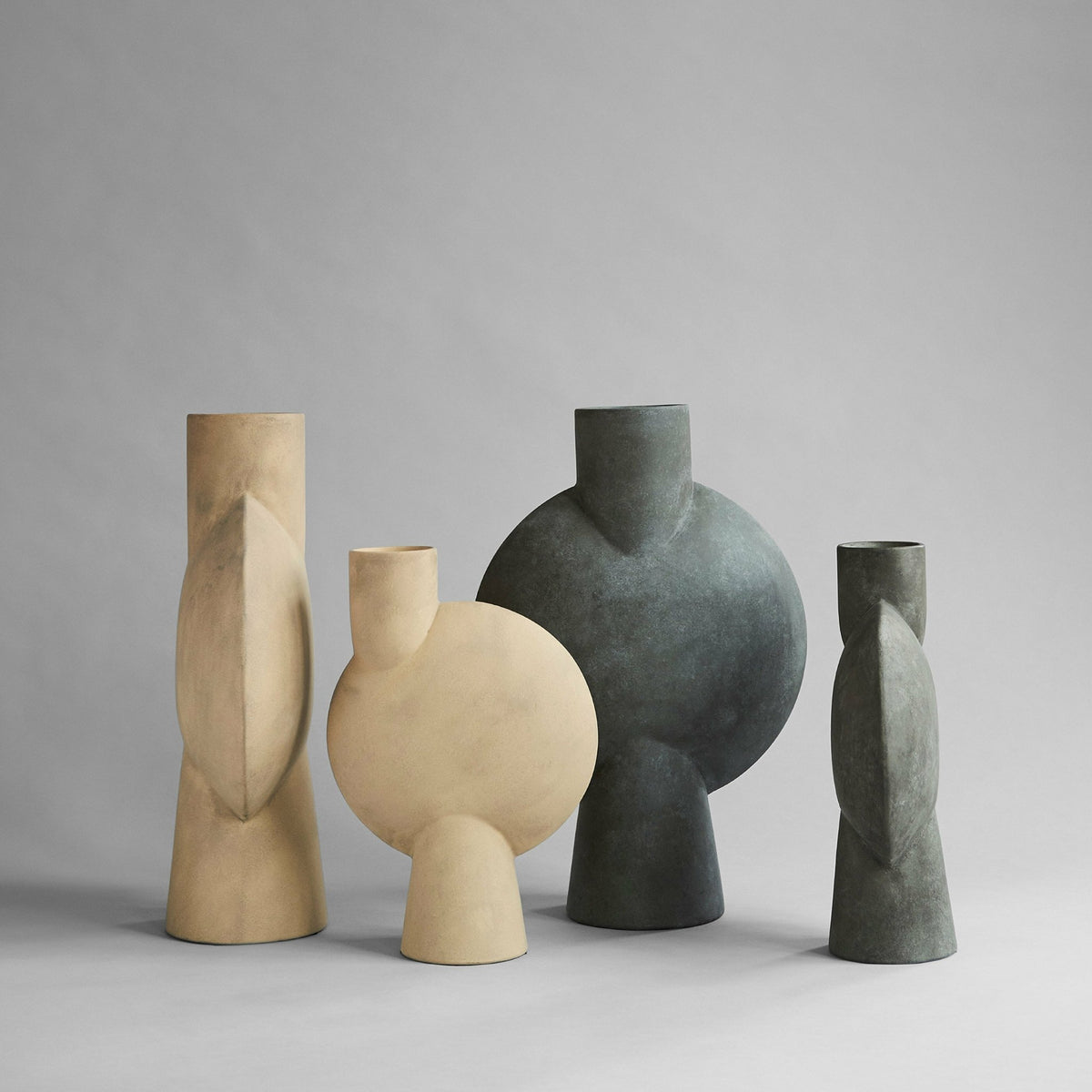Vase sphérique beige 26 cm Bulb - 101 Copenhagen - The Cool Republic