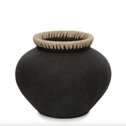Vase stylé M noir naturel - Bazar Bizar - The Cool Republic