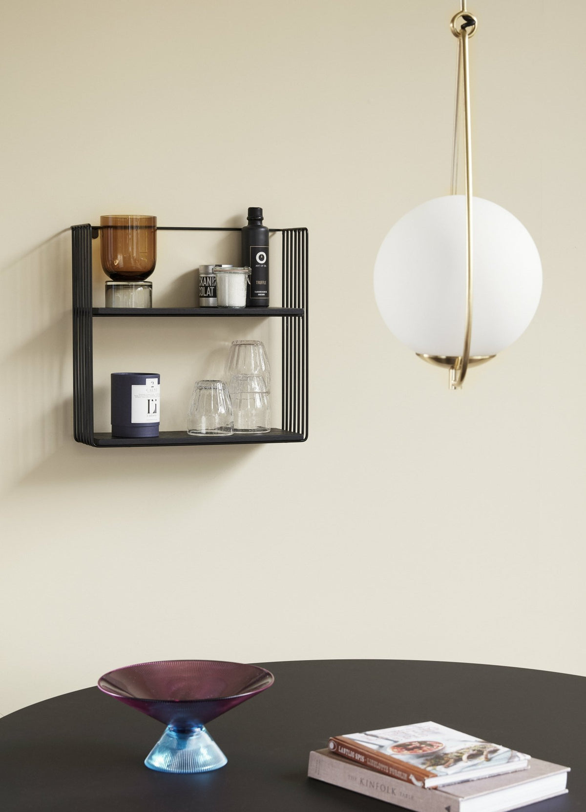 Vase sur pied en verre ambre et gris 660ml - Hübsch - The Cool Republic