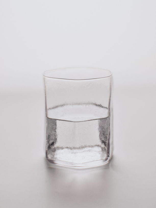 Verres en verre recyclé soufflé à la bouche Kiru - FermLiving - The Cool Republic