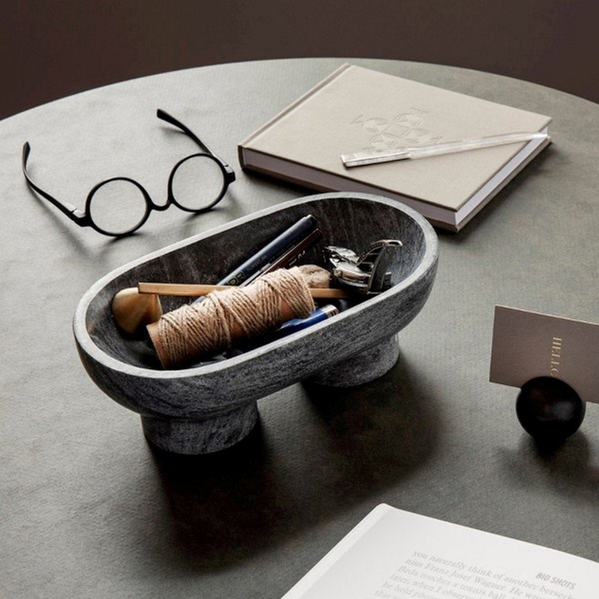 Vide poche en marbre noir Alza - Ferm Living - The Cool Republic